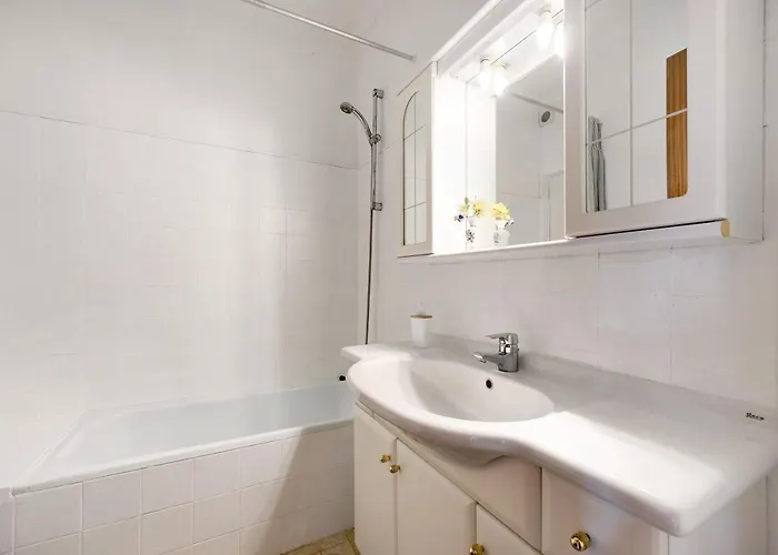 T5 Com Piscina Portimão