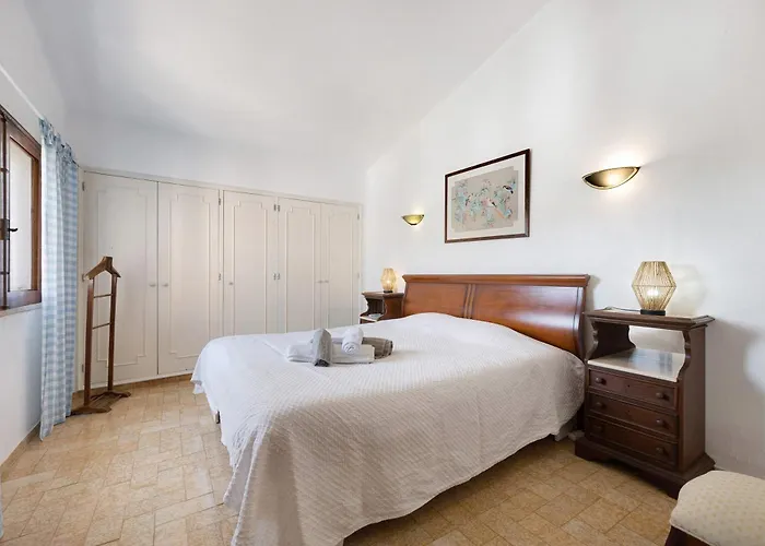 T5 Com Piscina Vakantiehuis Portimão