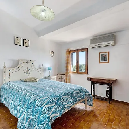 Casa vacanze T5 Com Piscina